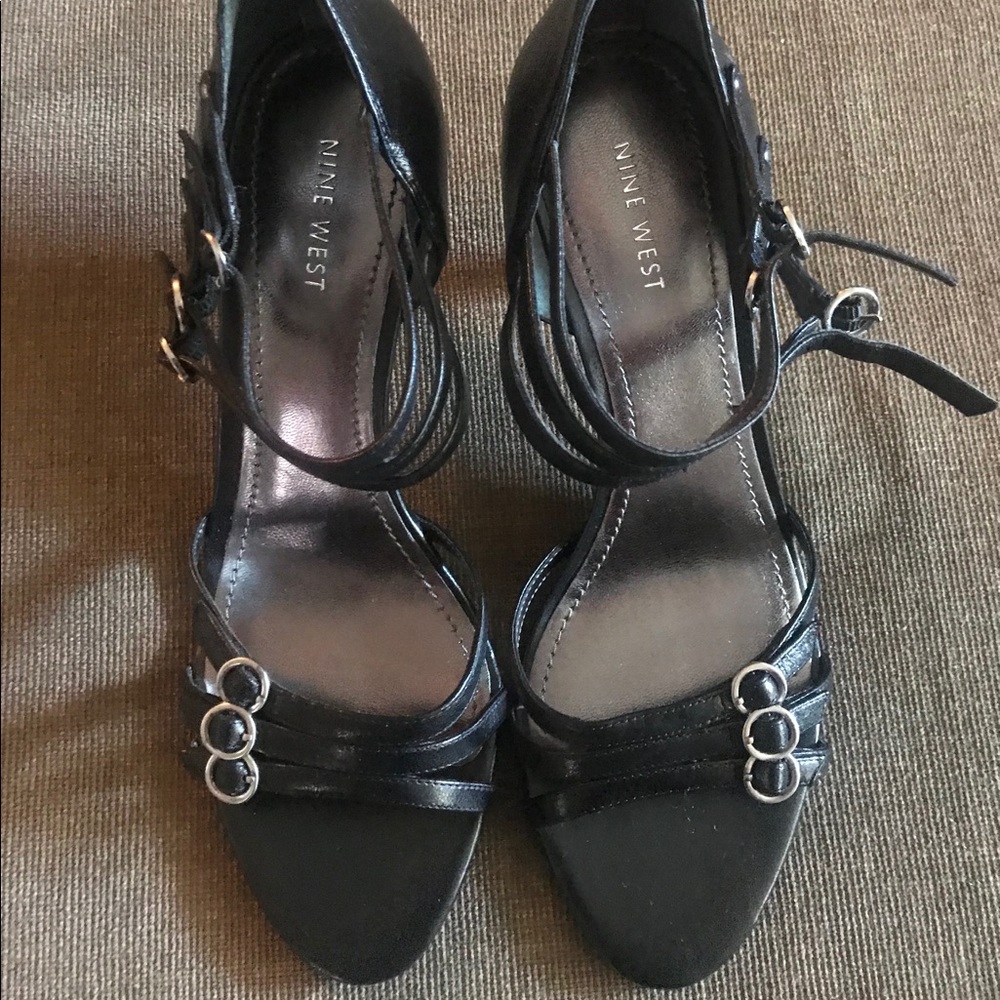 New!! Black Nine West Multi Strap Sandal Heel